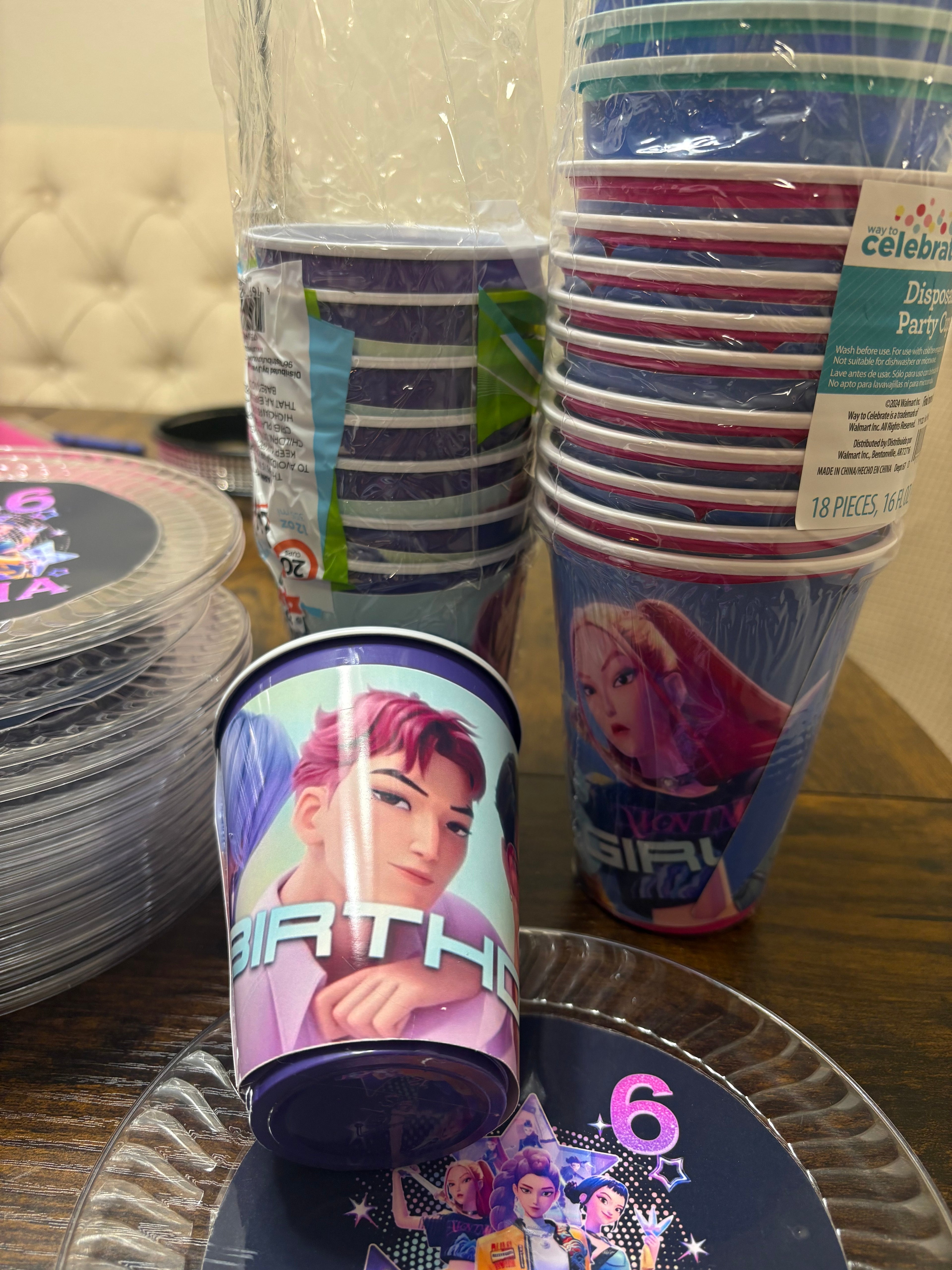 Custom cups and plates