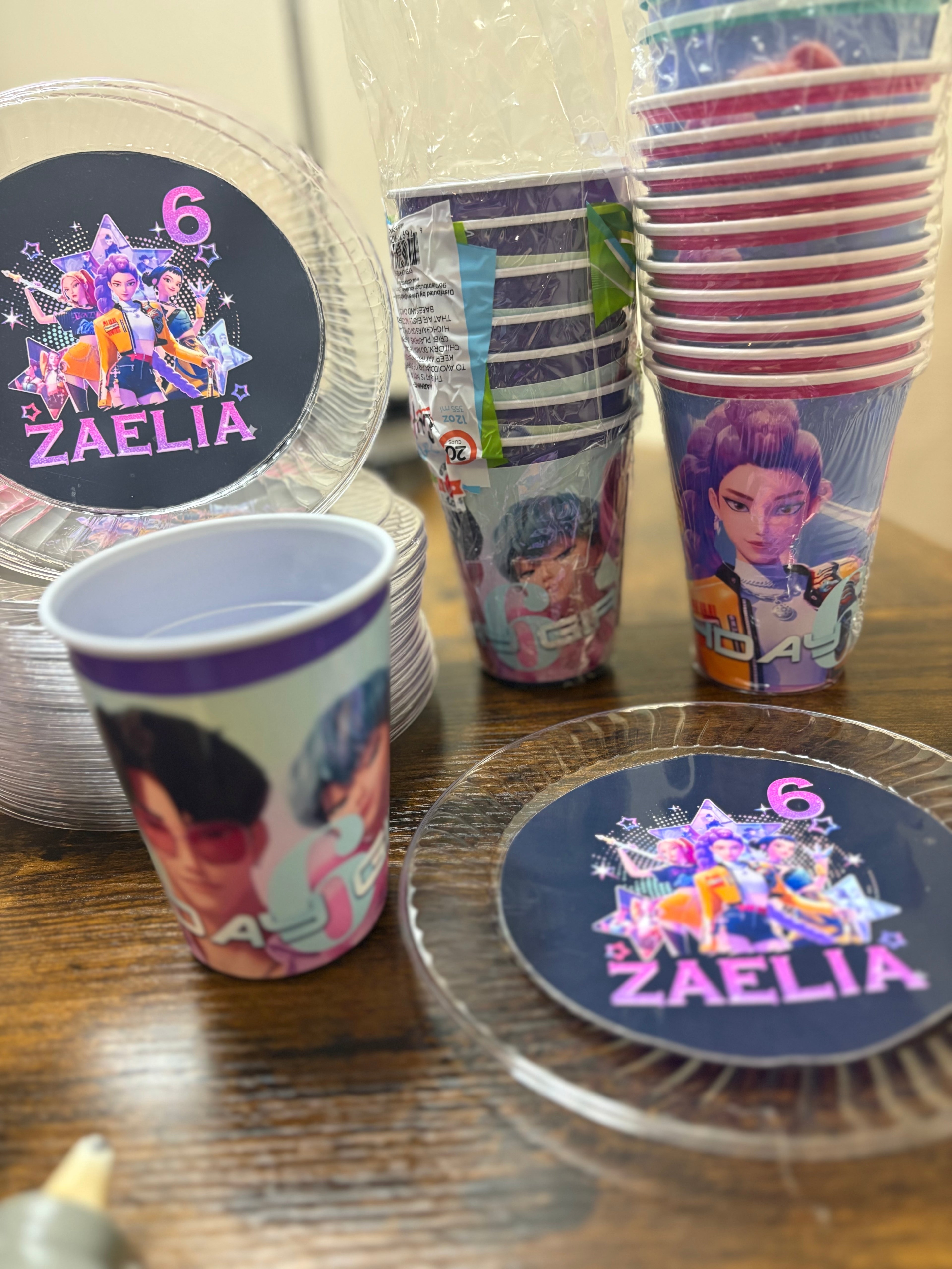 Custom cups and plates