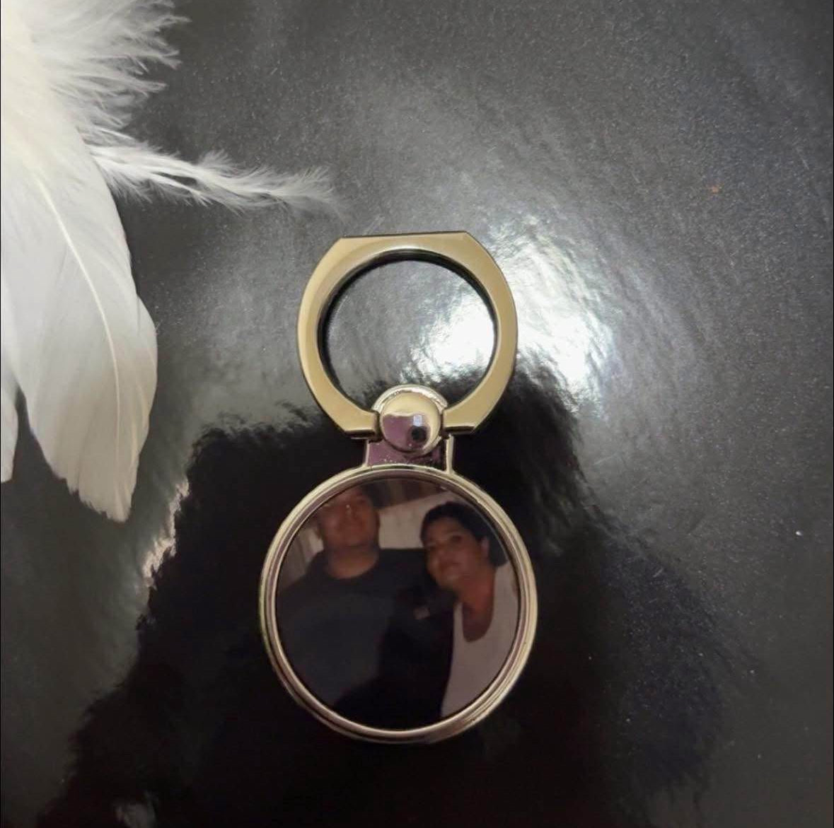Custom pop socket