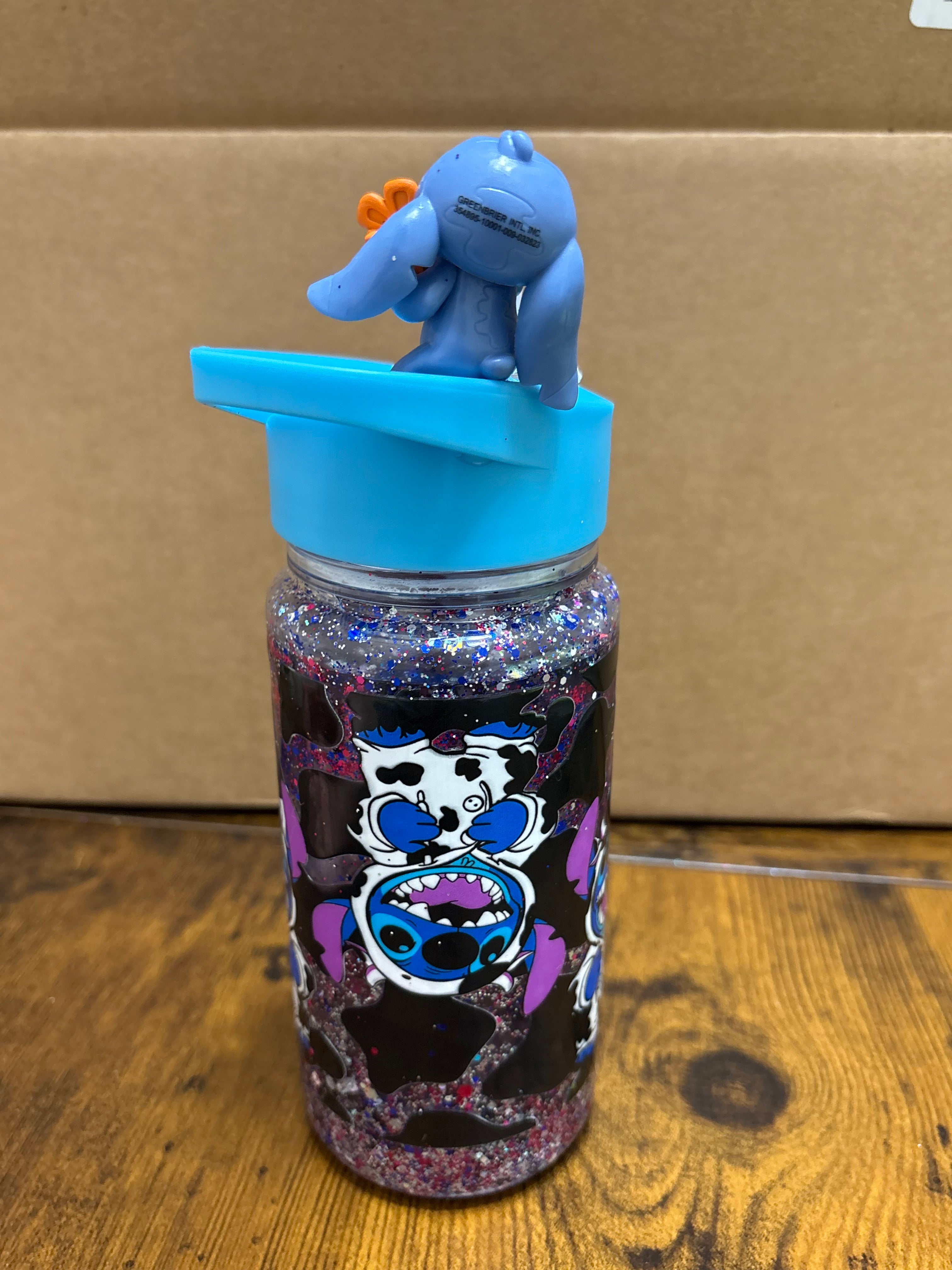 Figuring snow globe cup